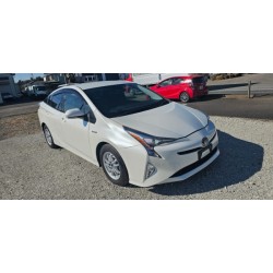 Toyota Prius( S - Safety plus) Hybrid, Automatic, 5 Seater -2017
